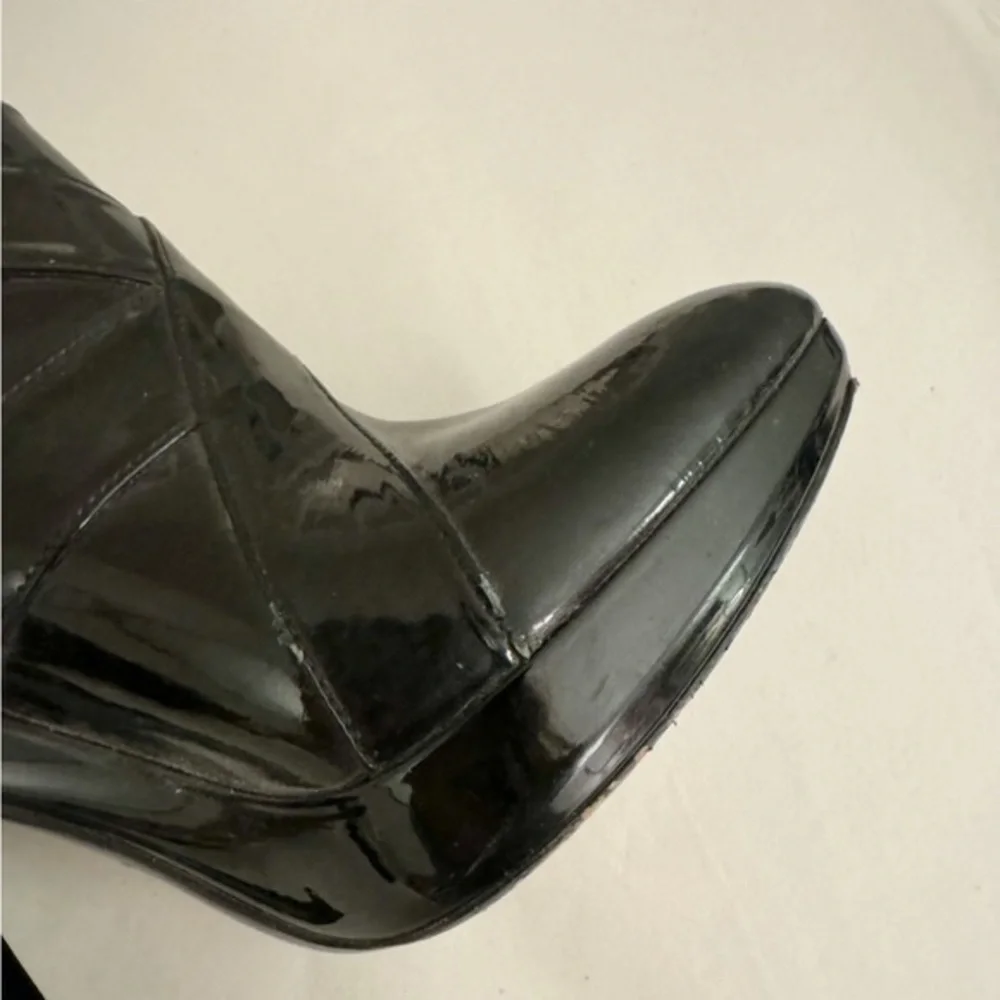 Burberry Lady GaGa 2007 Black Patent Platform Ankle Boots Booties Size 8‎